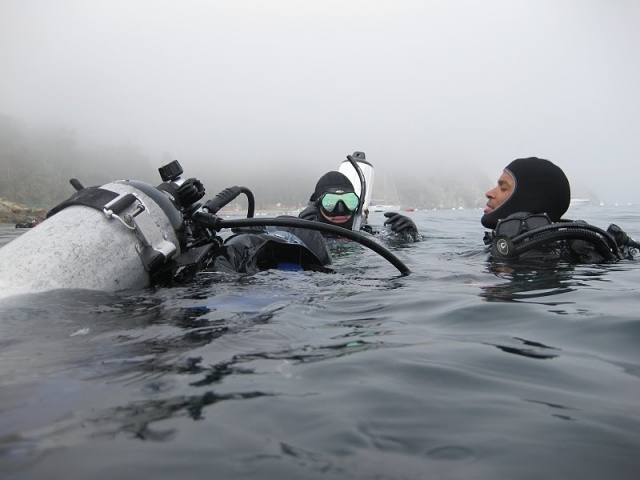 Foto: Looking down before the dive.. von Alex M.